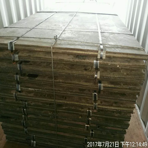 復合耐磨鋼板耐熱性可達800℃ 復合耐磨鋼板耐熱性可達800℃